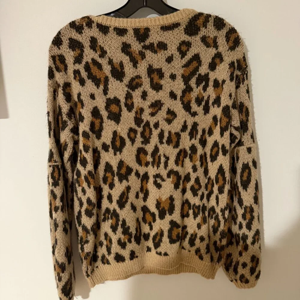 Amuse Society Leopard Print Sweater - Size XS - Picture 4 of 4